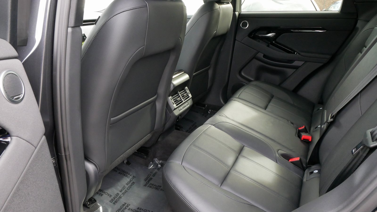 Used 2024 Land Rover Range Rover Evoque Dynamic SE image 40