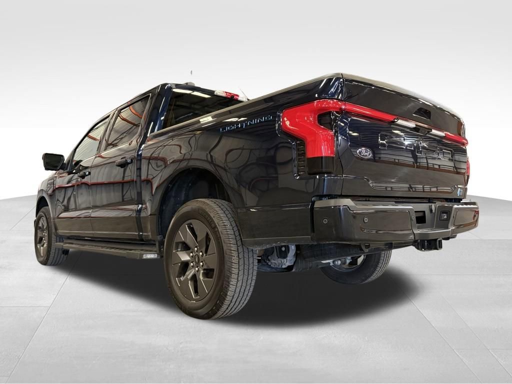 Used 2023 Ford F150 Lightning Lariat w/ Equipment Group 511A High image 16