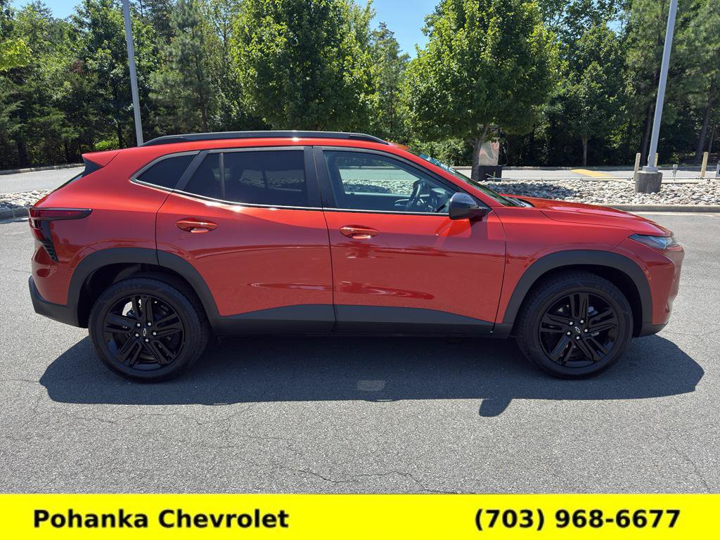 Certified 2024 Chevrolet Trax ACTIV w/ Driver Confidence Package FWD image 8