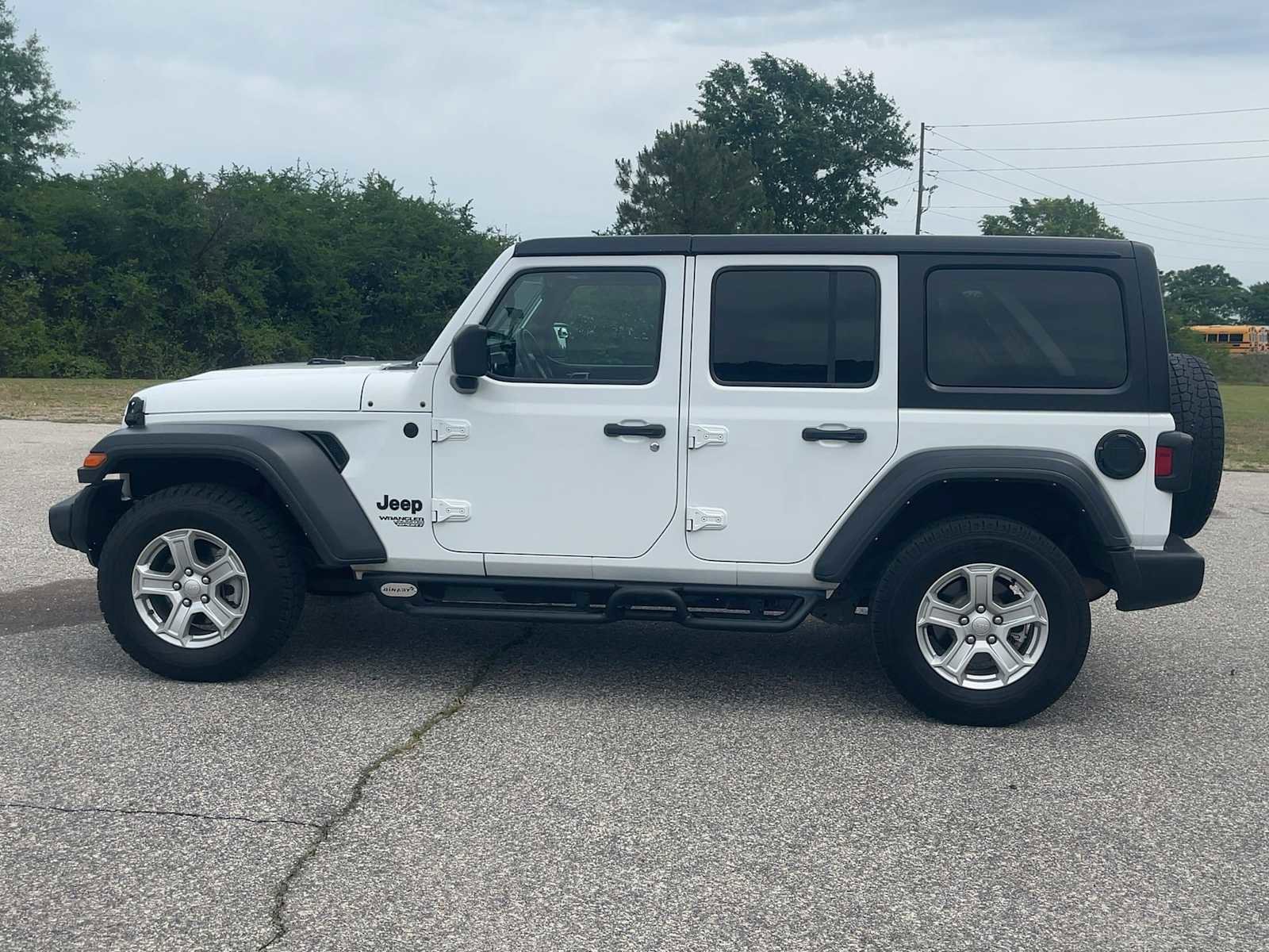 Used 2021 Jeep Wrangler Unlimited Sport AWD/4WD image 4