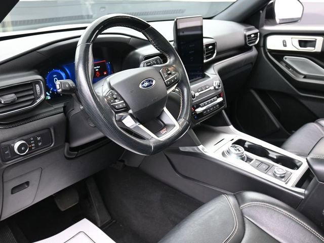 Used 2020 Ford Explorer ST w/ ST Street Pack image 14