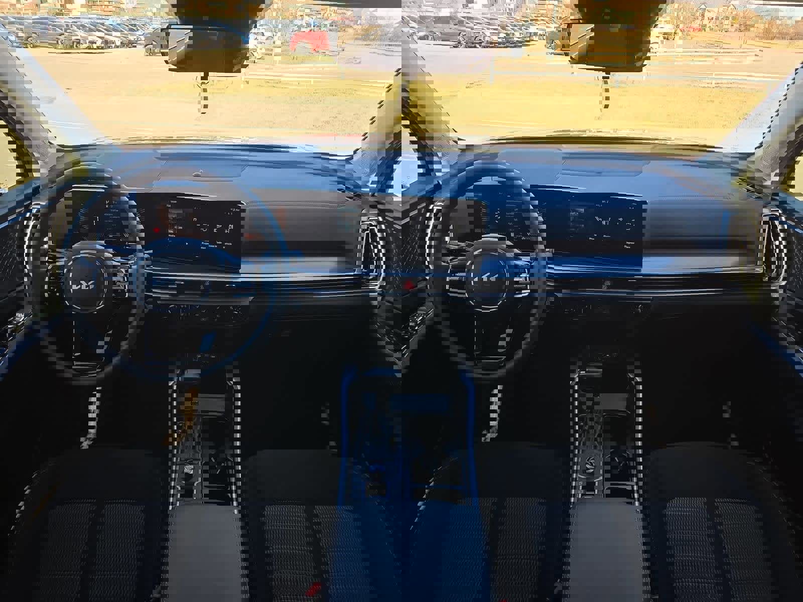 Certified 2025 Kia Sorento LX image 14