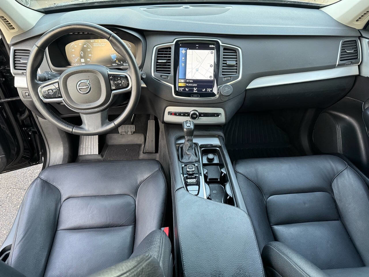 Used 2017 Volvo XC90 T6 Momentum w/ Vision Package image 13