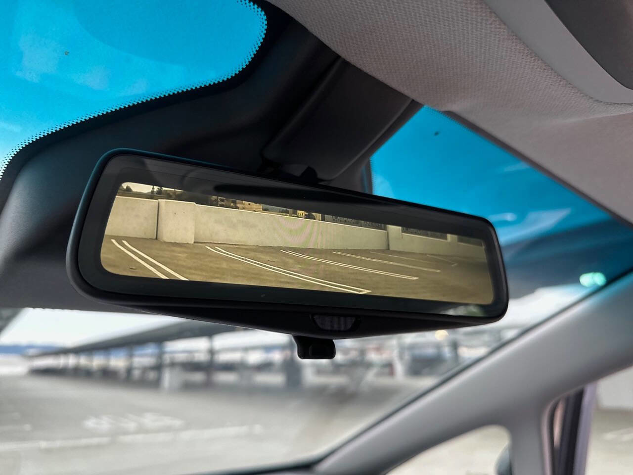 Used 2019 Chevrolet Bolt Premier w/ Infotainment Package image 14