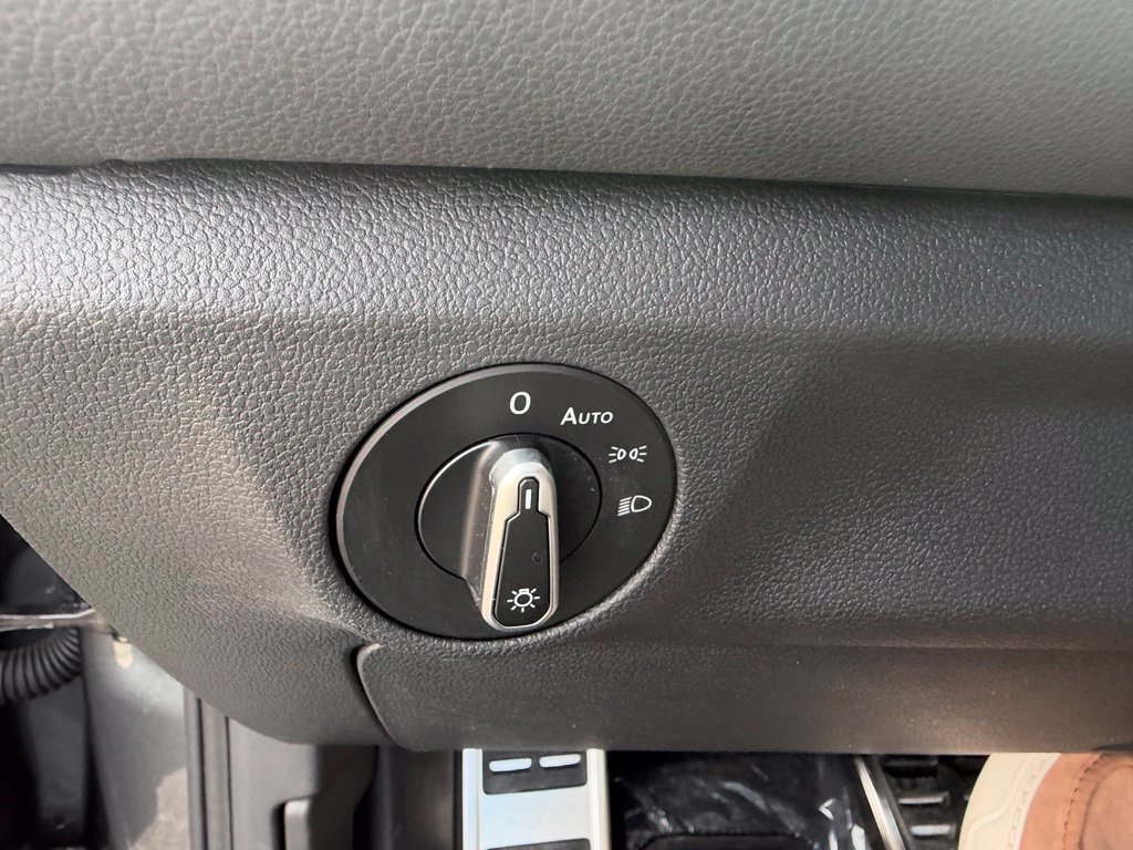 Used 2026 Volkswagen Jetta Sport FWD image 15