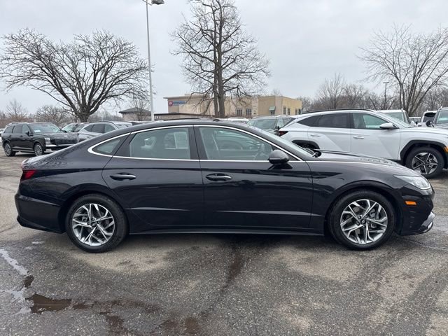 Certified 2023 Hyundai Sonata SEL w/ Convenience Package image 14