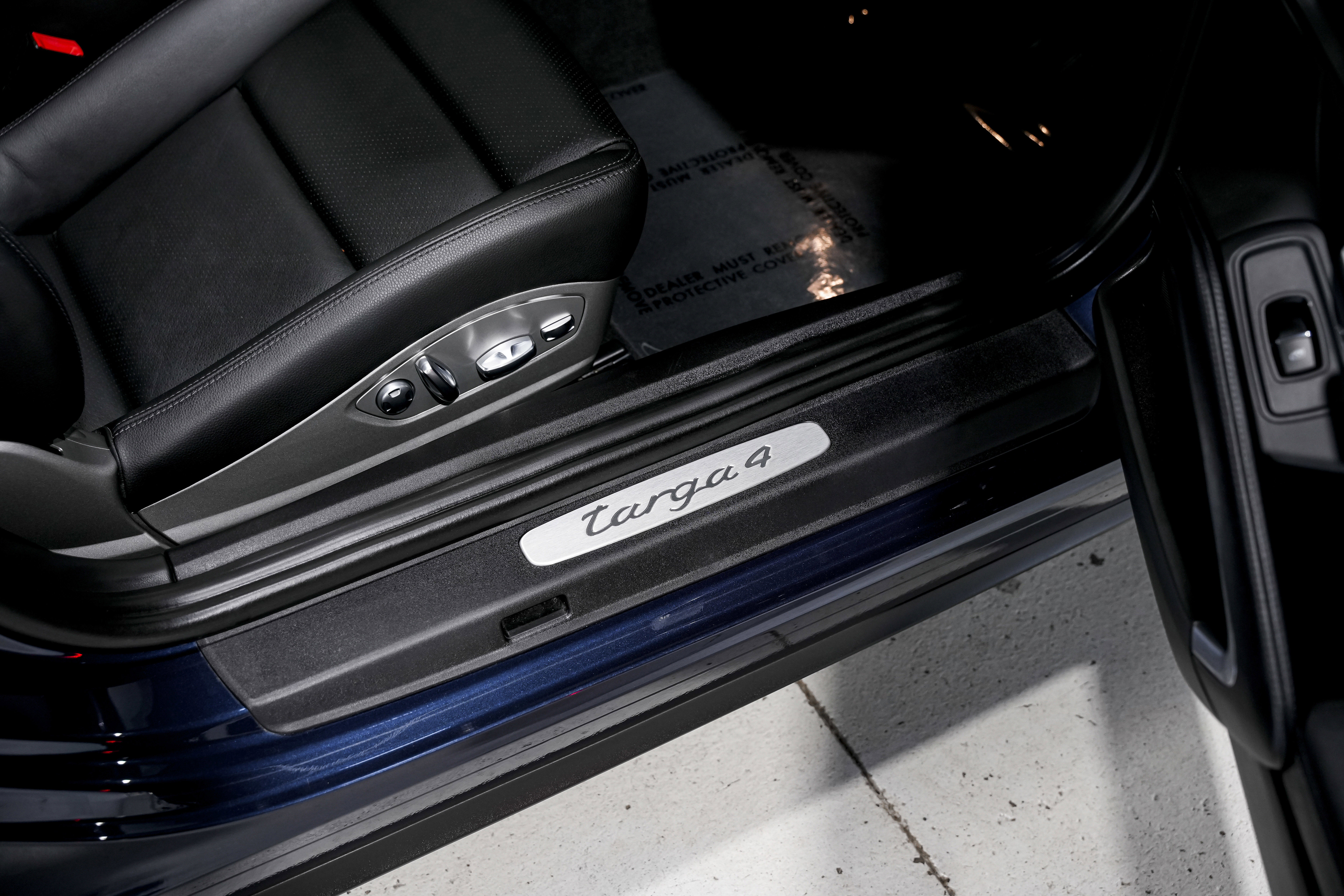 Used 2016 Porsche 911 Targa 4 image 24