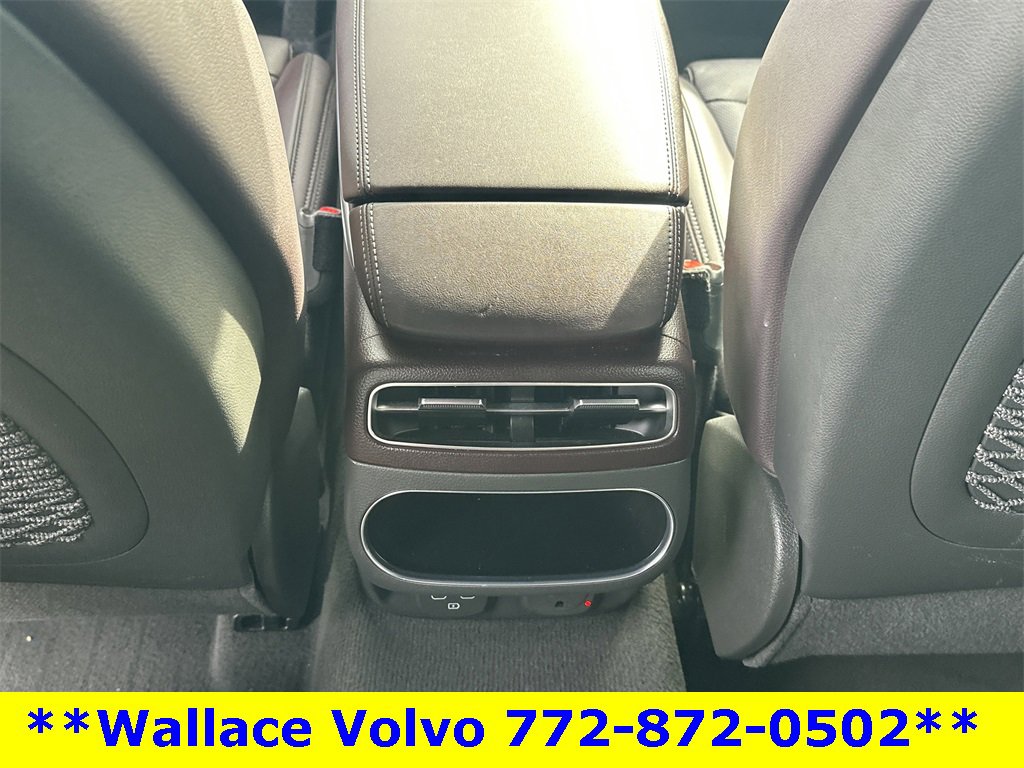 Used 2022 Genesis GV70 2.5T w/ Advanced Package image 14