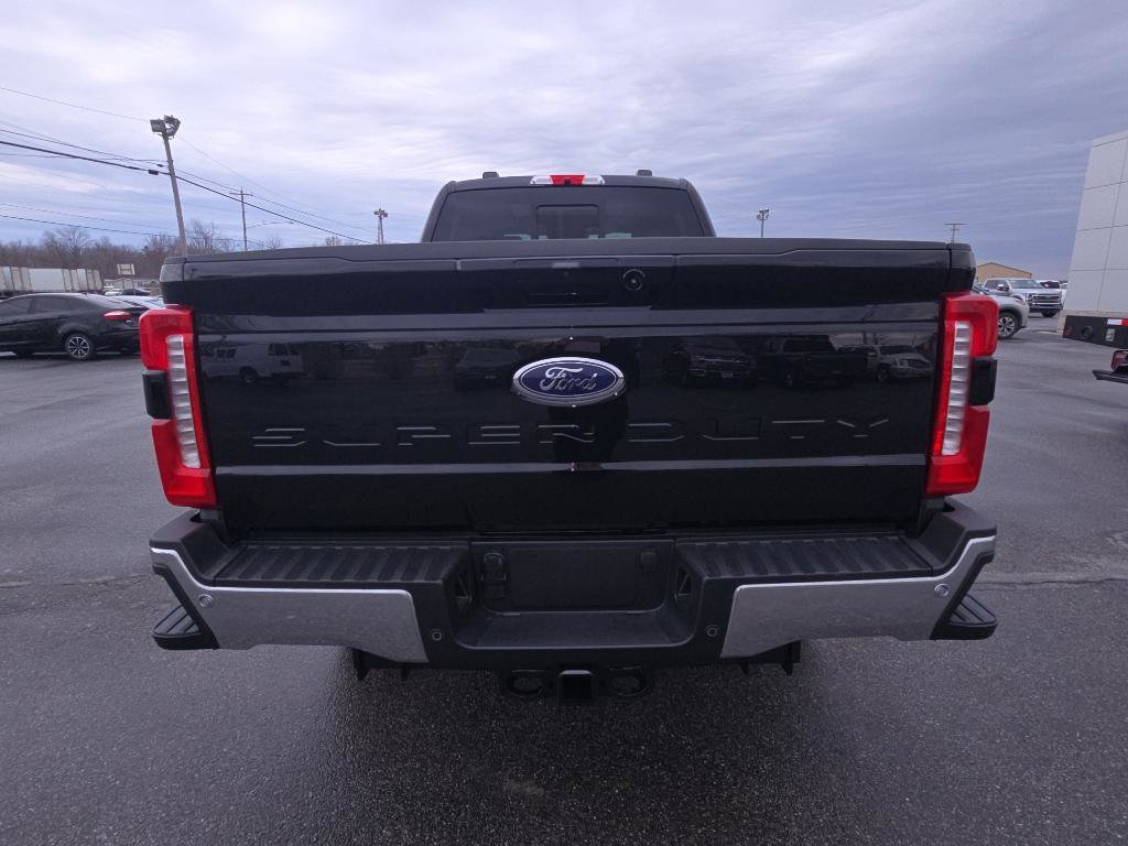 New 2025 Ford F350 Lariat w/ FX4 Off-Road Package image 7