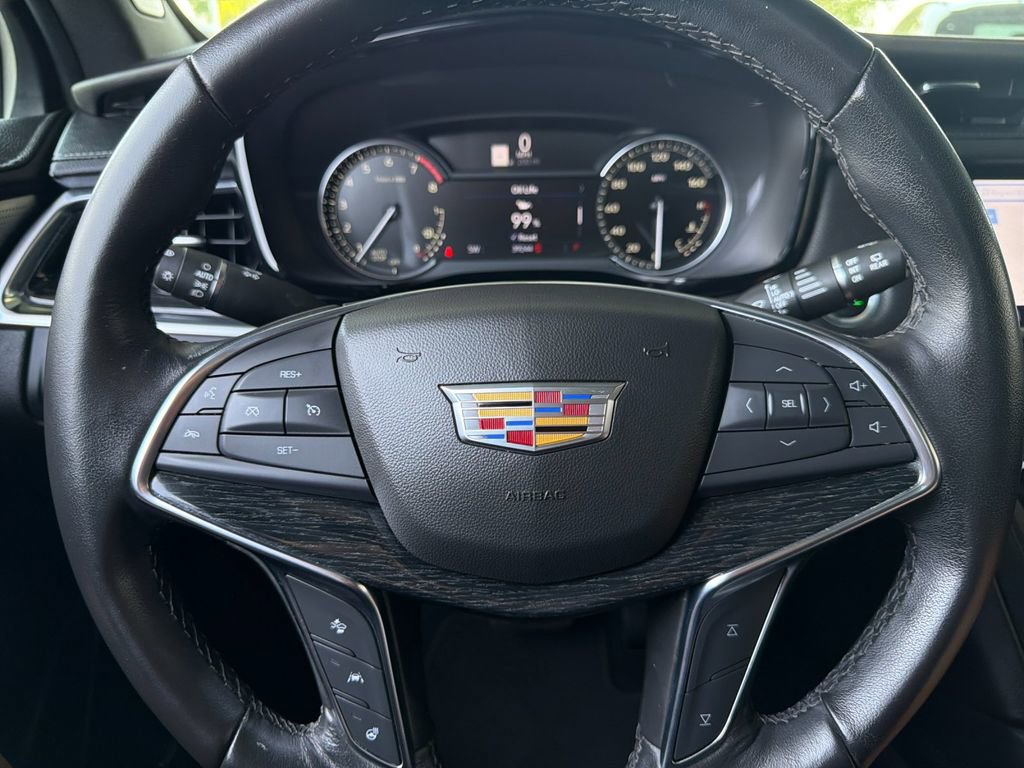 Used 2023 Cadillac XT5 Premium Luxury FWD image 23