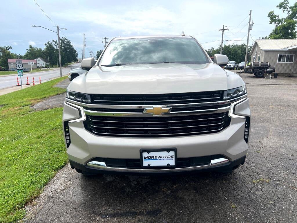 Used 2021 Chevrolet Suburban LT image 2