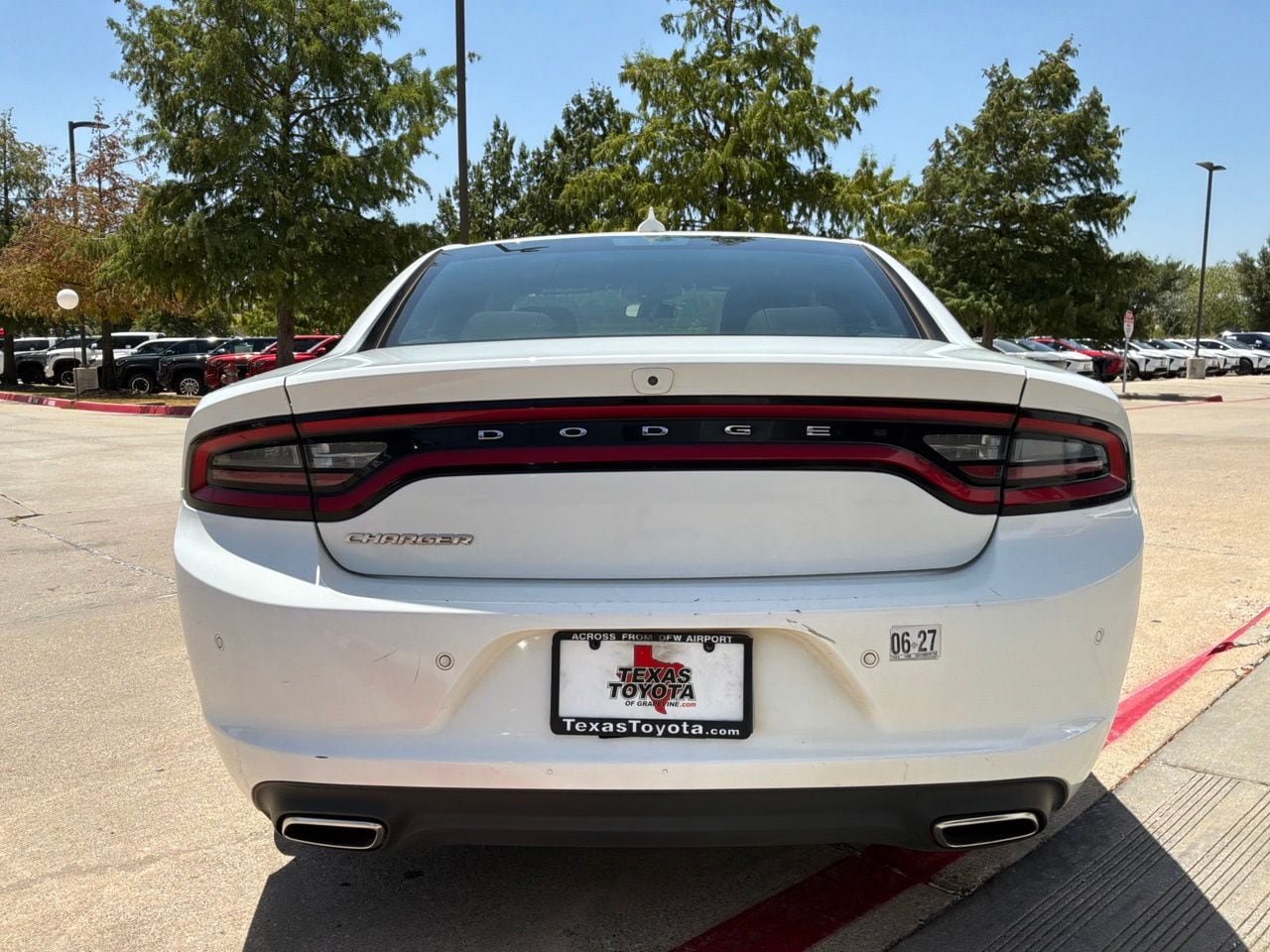 Used 2023 Dodge Charger SXT RWD image 7