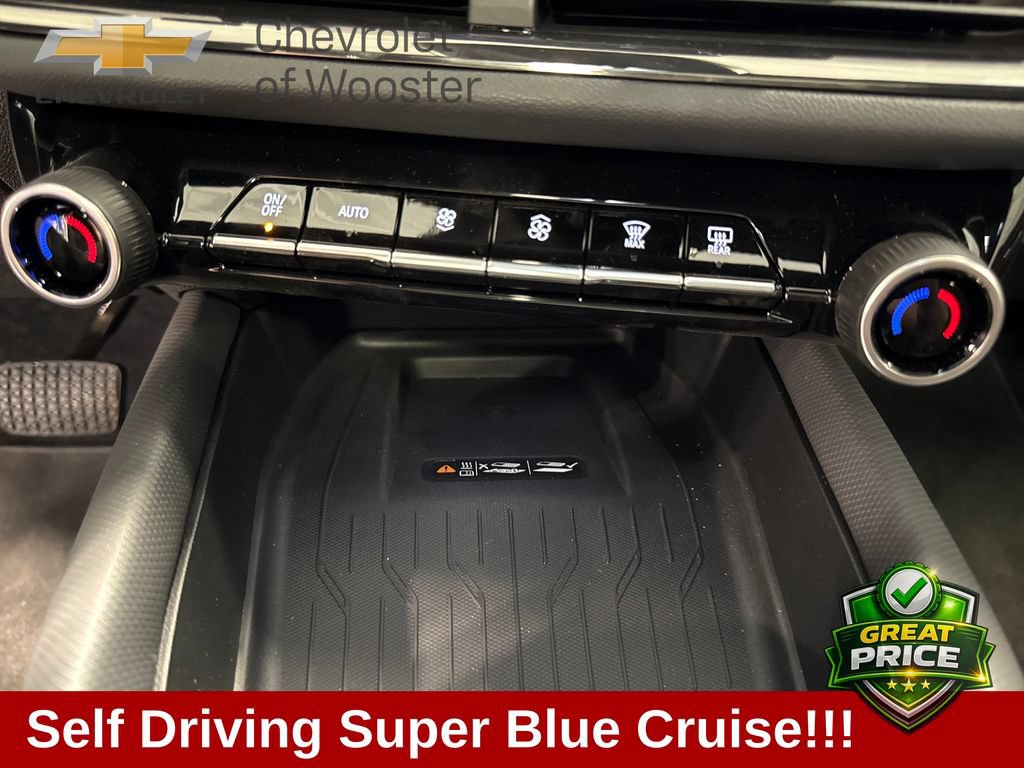 New 2025 Chevrolet Equinox EV RS w/ Active Safety Package 3 AWD/4WD image 21