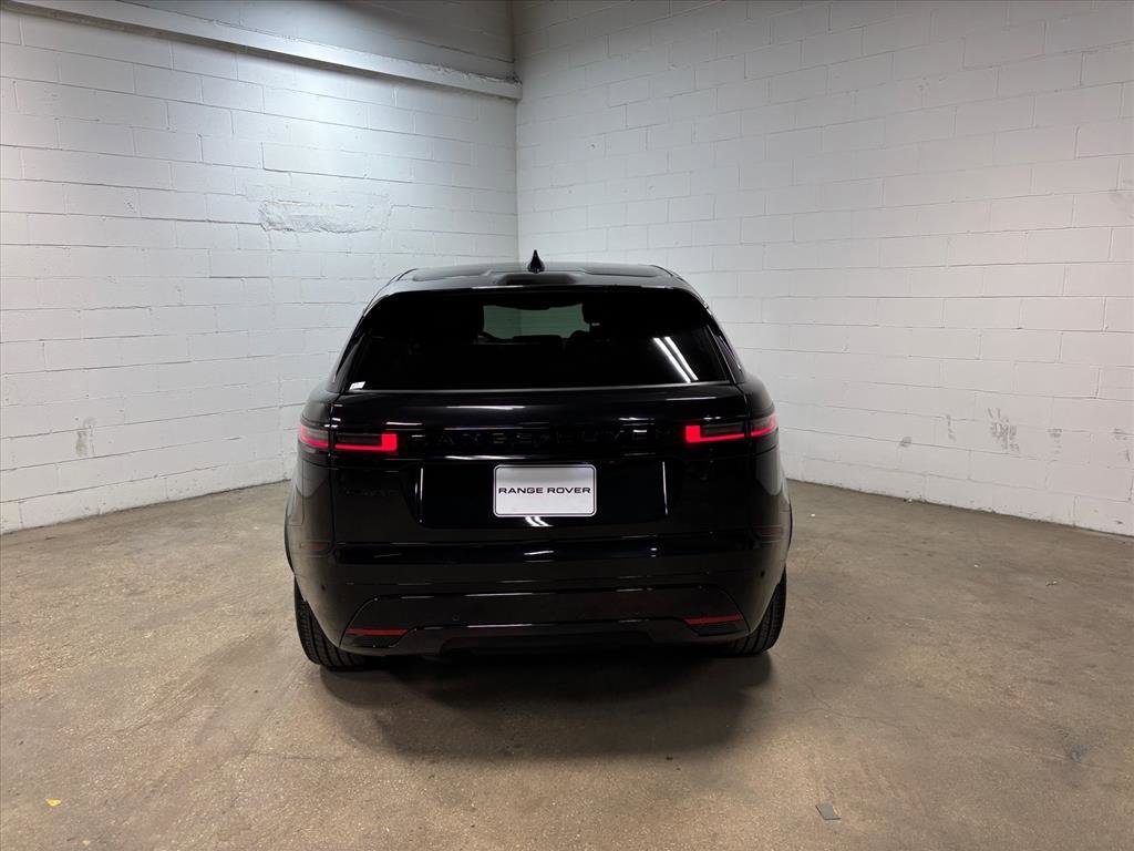 Used 2025 Land Rover Range Rover Velar Dynamic SE image 8