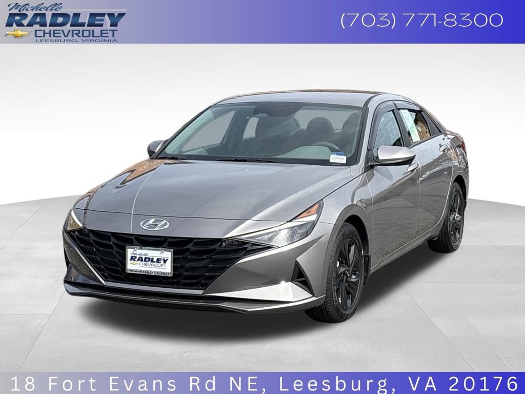 Used 2023 Hyundai Elantra Blue