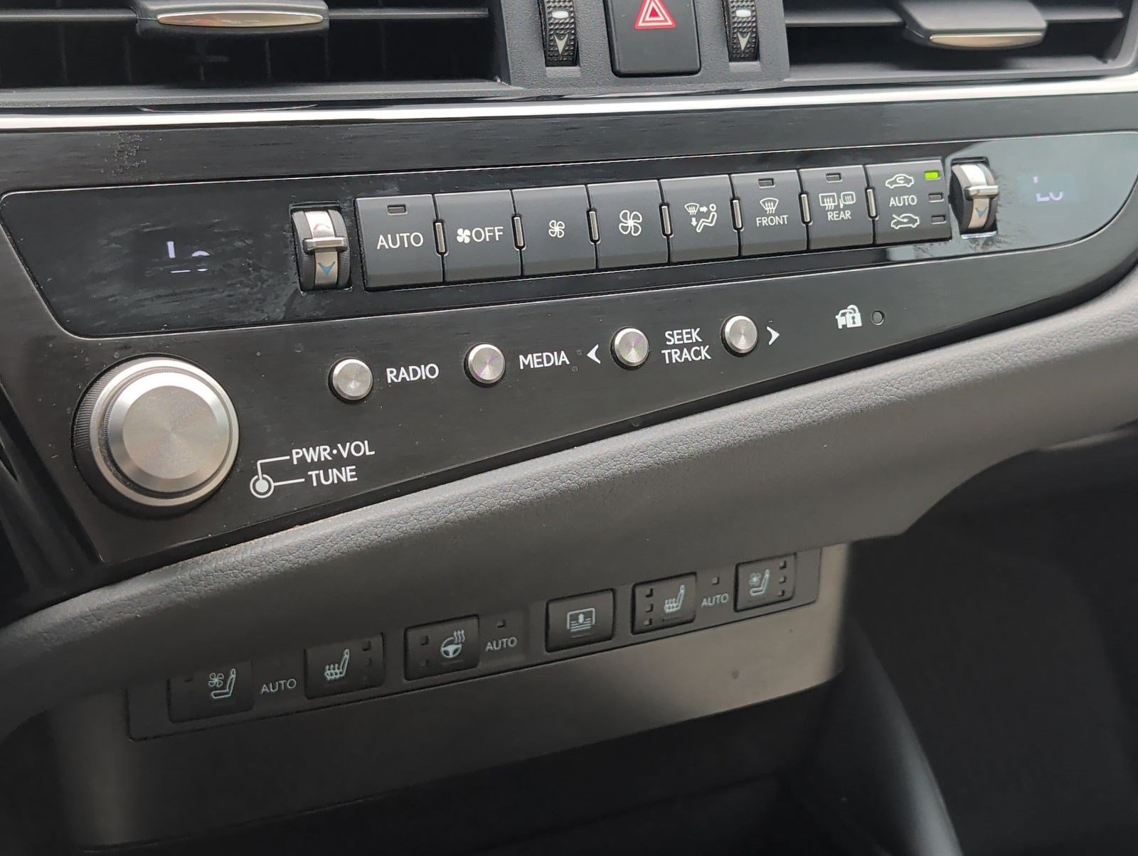 Used 2024 Lexus ES 350 w/ Technology Package FWD image 20
