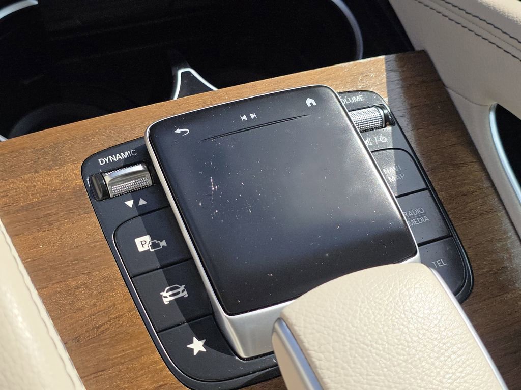 Used 2022 Mercedes-Benz GLS 450 4MATIC image 15