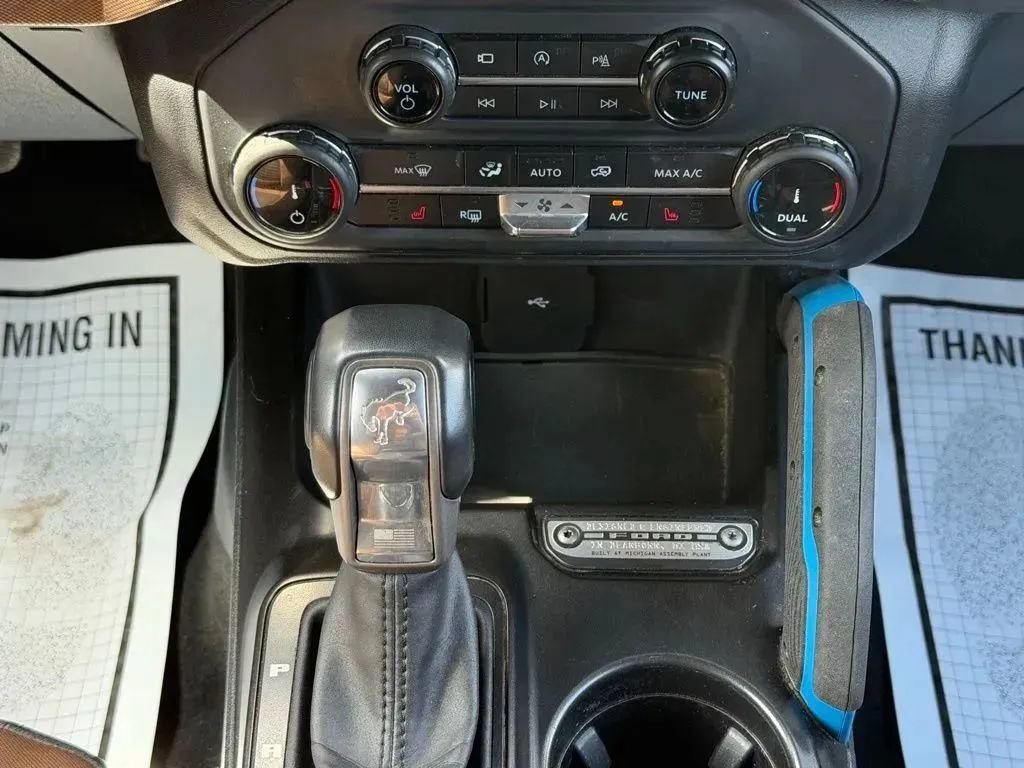 Used 2022 Ford Bronco Outer Banks AWD/4WD image 24