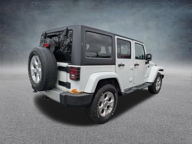 Used 2013 Jeep Wrangler Unlimited Sahara w/ Dual Top Group image 4