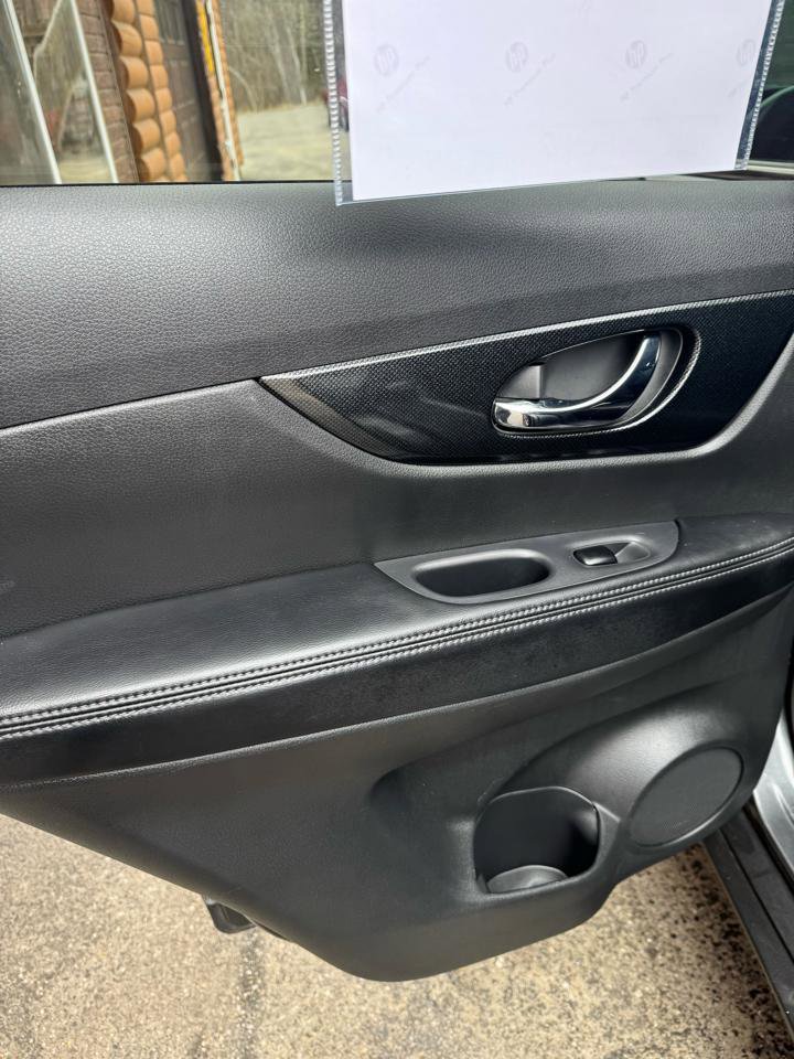 Used 2015 Nissan Rogue SL image 14
