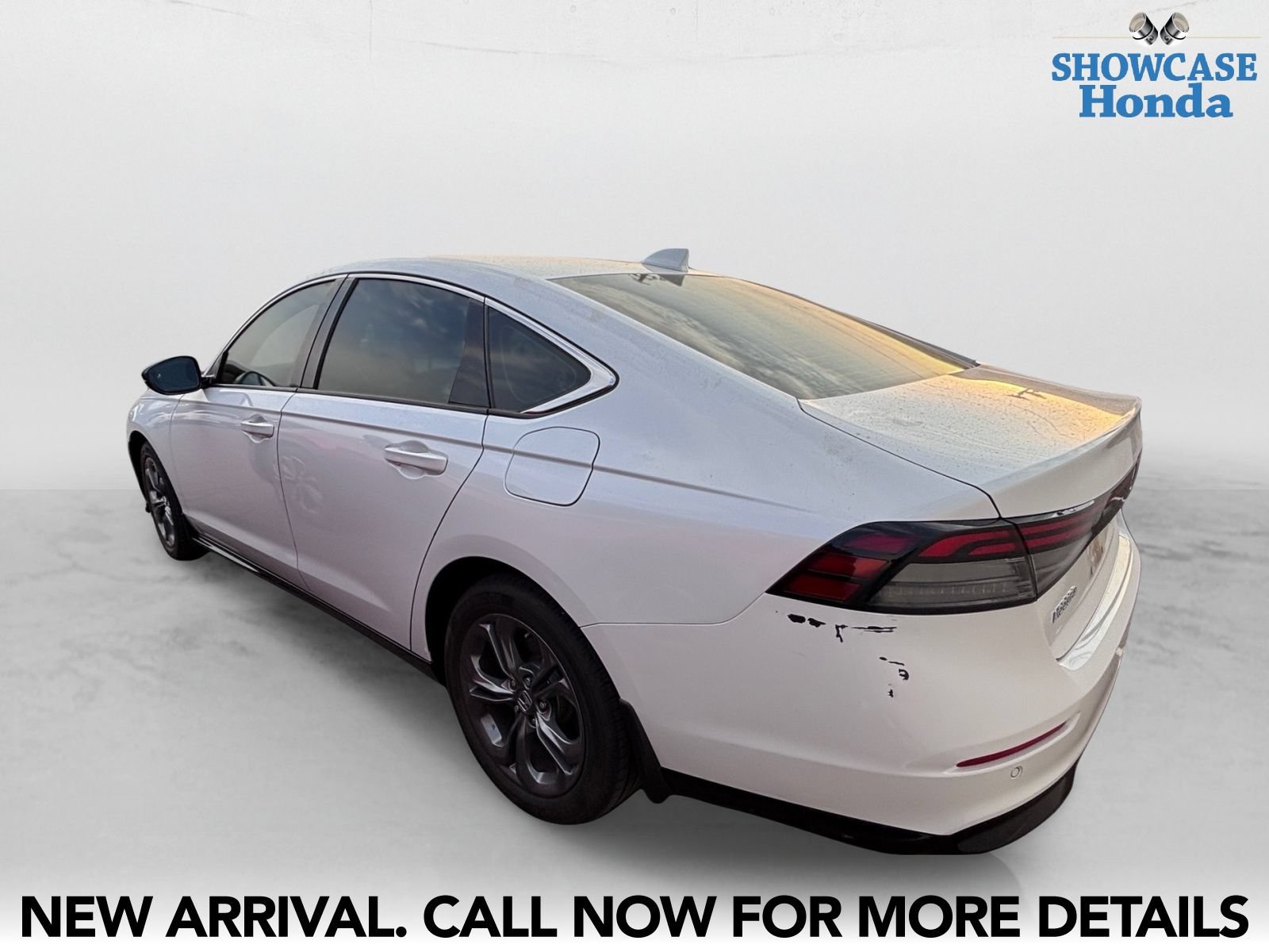 Used 2023 Honda Accord EX-L image 4