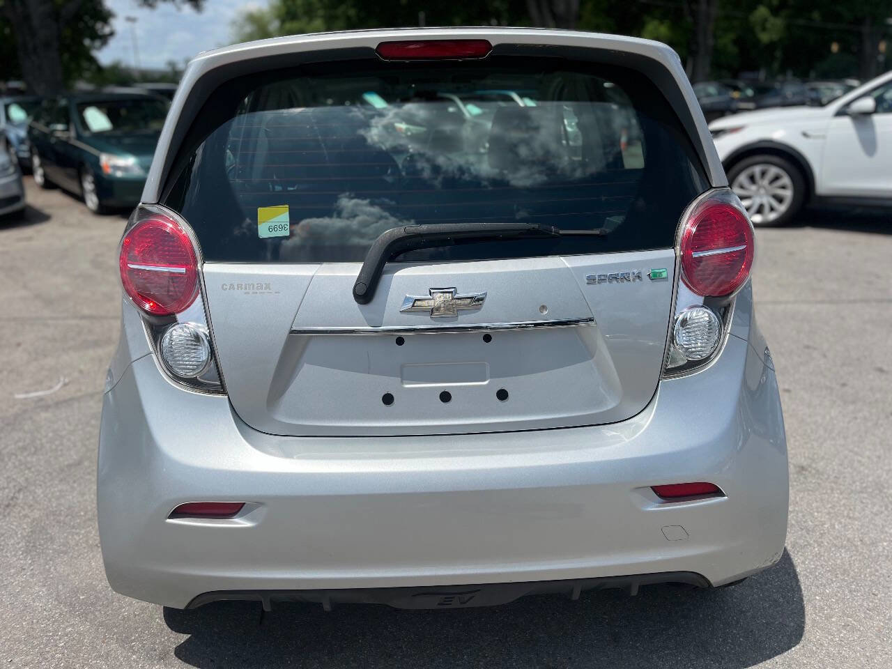 Used 2014 Chevrolet Spark LT image 3