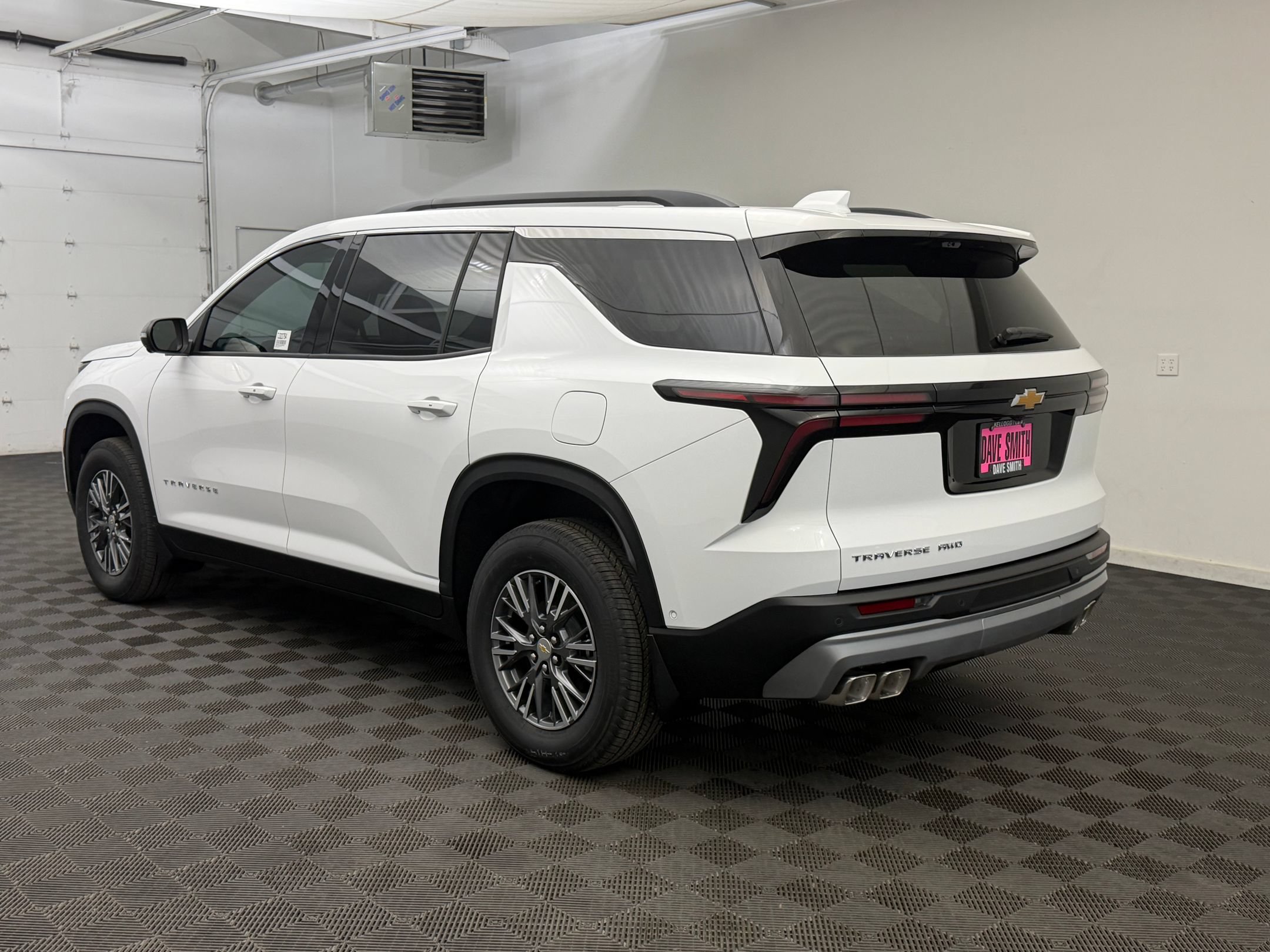 New 2026 Chevrolet Traverse LT w/ Enhanced Driving Package AWD/4WD image 3