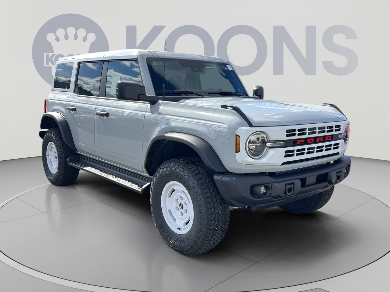New 2026 Ford Bronco Heritage Edition AWD/4WD image 2