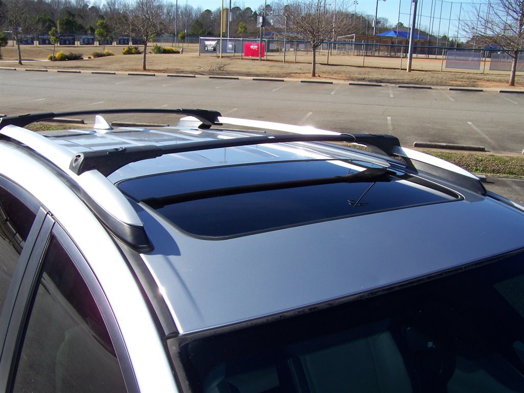 Used 2018 Toyota RAV4 Limited FWD image 12