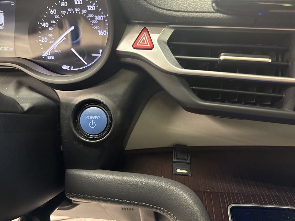 Used 2021 Toyota Sienna XLE FWD image 37