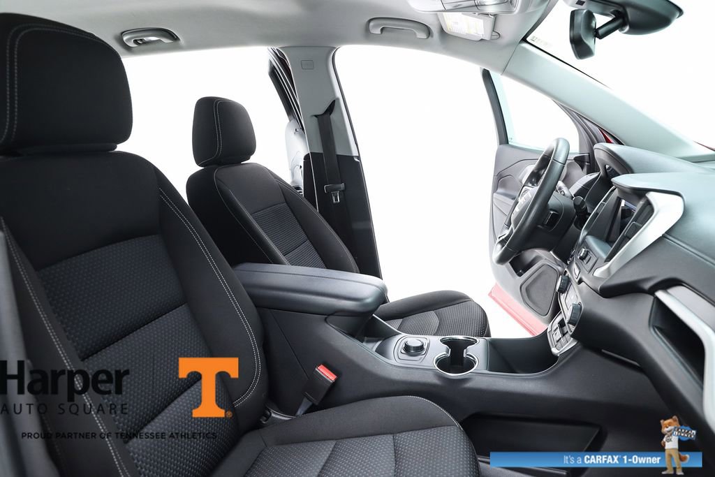 Used 2022 GMC Terrain SLE w/ Elevation Edition image 35