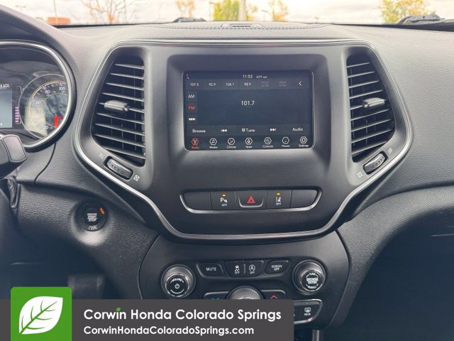 Used 2021 Jeep Cherokee Latitude Plus w/ Mopar Interior Package AWD/4WD image 19