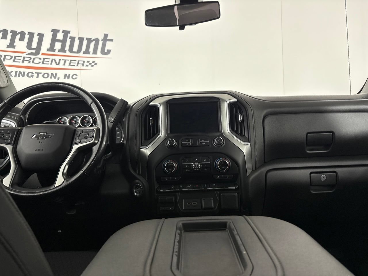 Used 2020 Chevrolet Silverado 1500 RST w/ All-Star Edition AWD/4WD image 24