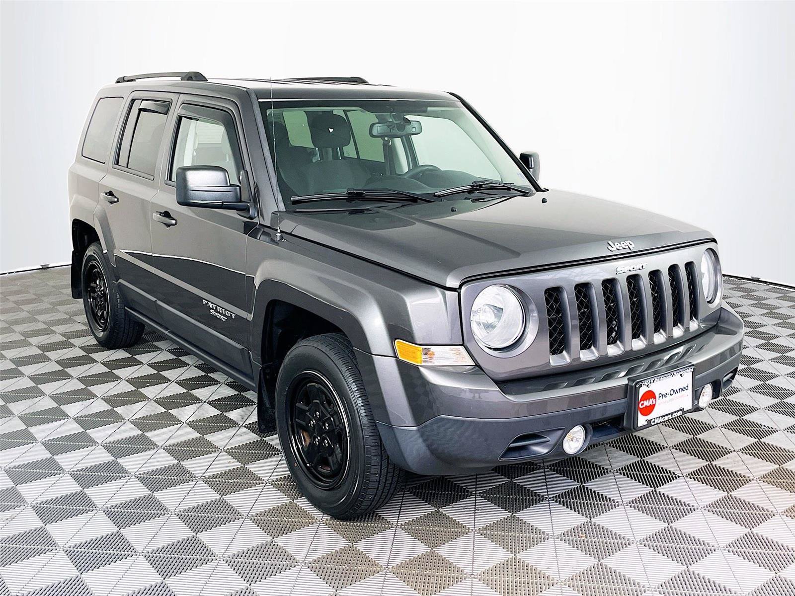 Used 2017 Jeep Patriot Sport w/ Power Value Group AWD/4WD image 1
