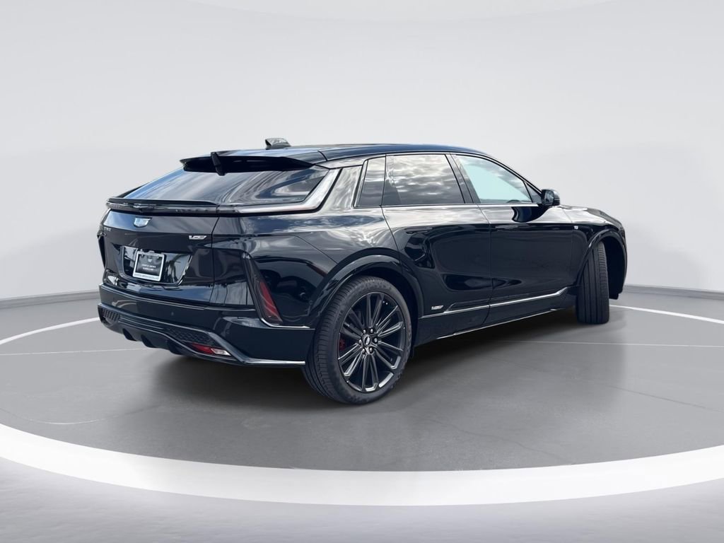 New 2026 Cadillac Lyriq V image 3