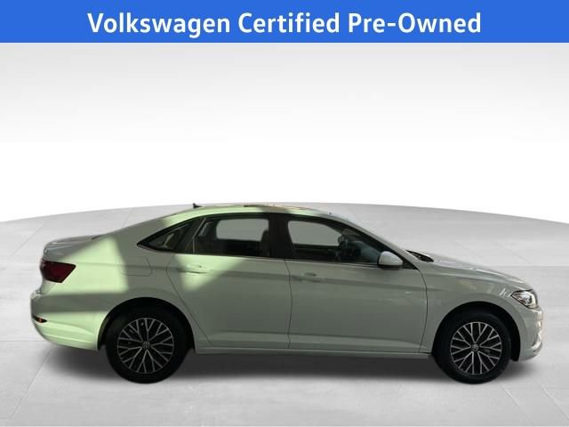 Certified 2021 Volkswagen Jetta SE w/ SE Cold Weather Package image 10