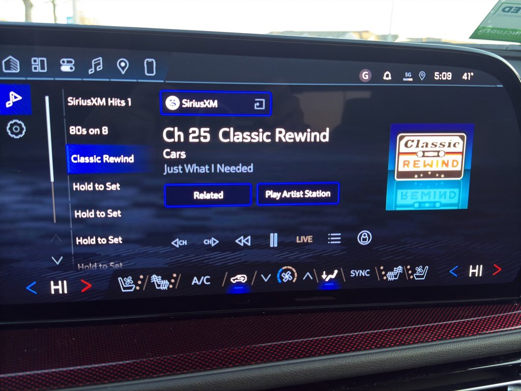 New 2026 Chevrolet Traverse RS w/ LPO, Floor Liner Package image 30