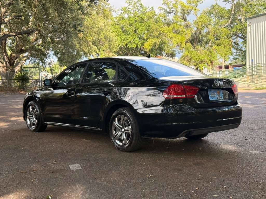 Used 2015 Volkswagen Passat 1.8T S FWD image 6