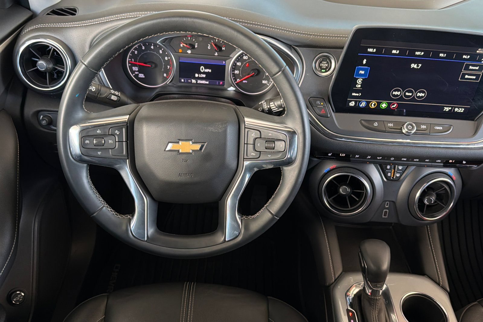 Used 2023 Chevrolet Blazer LT w/ Midnight/Sport Edition FWD image 16