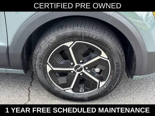 Used 2023 Kia Niro EX FWD image 7