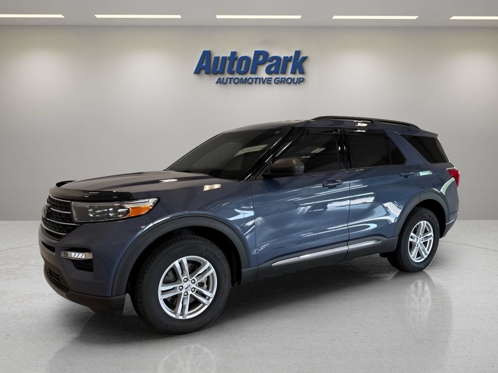 Certified 2021 Ford Explorer XLT w/ Equipment Group 202A AWD/4WD image 3