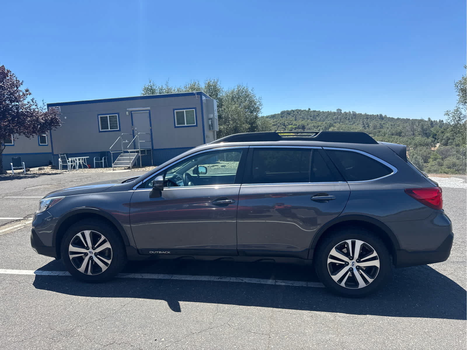 Used 2018 Subaru Outback 2.5i Limited AWD/4WD image 8