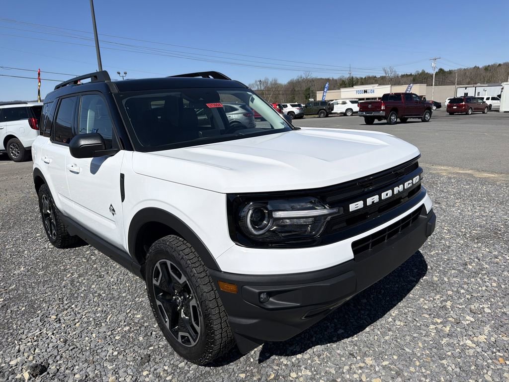 Used 2024 Ford Bronco Sport Outer Banks AWD/4WD image 3