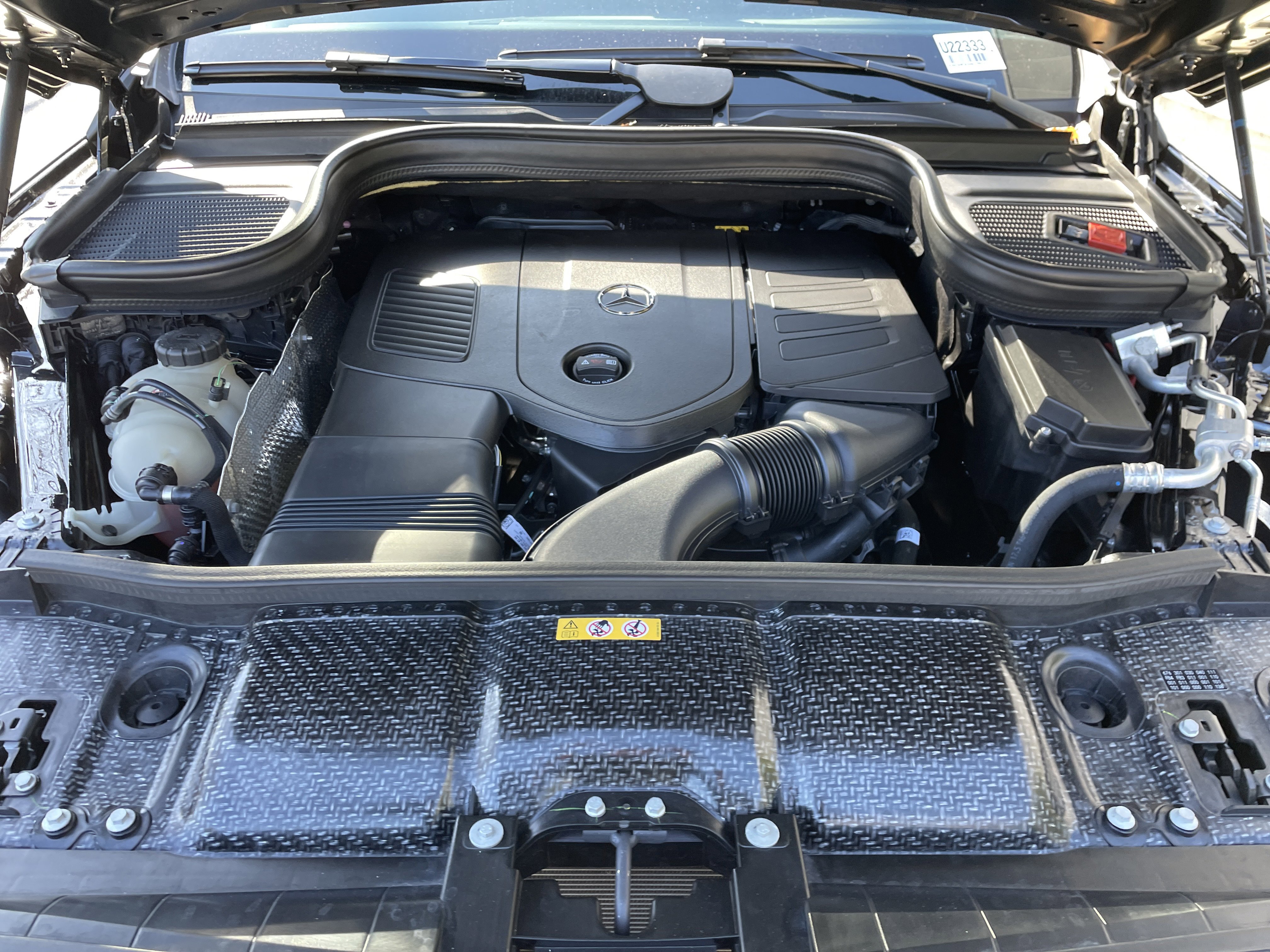 Certified 2025 Mercedes-Benz GLE 350 4MATIC w/ AMG Line Exterior image 50