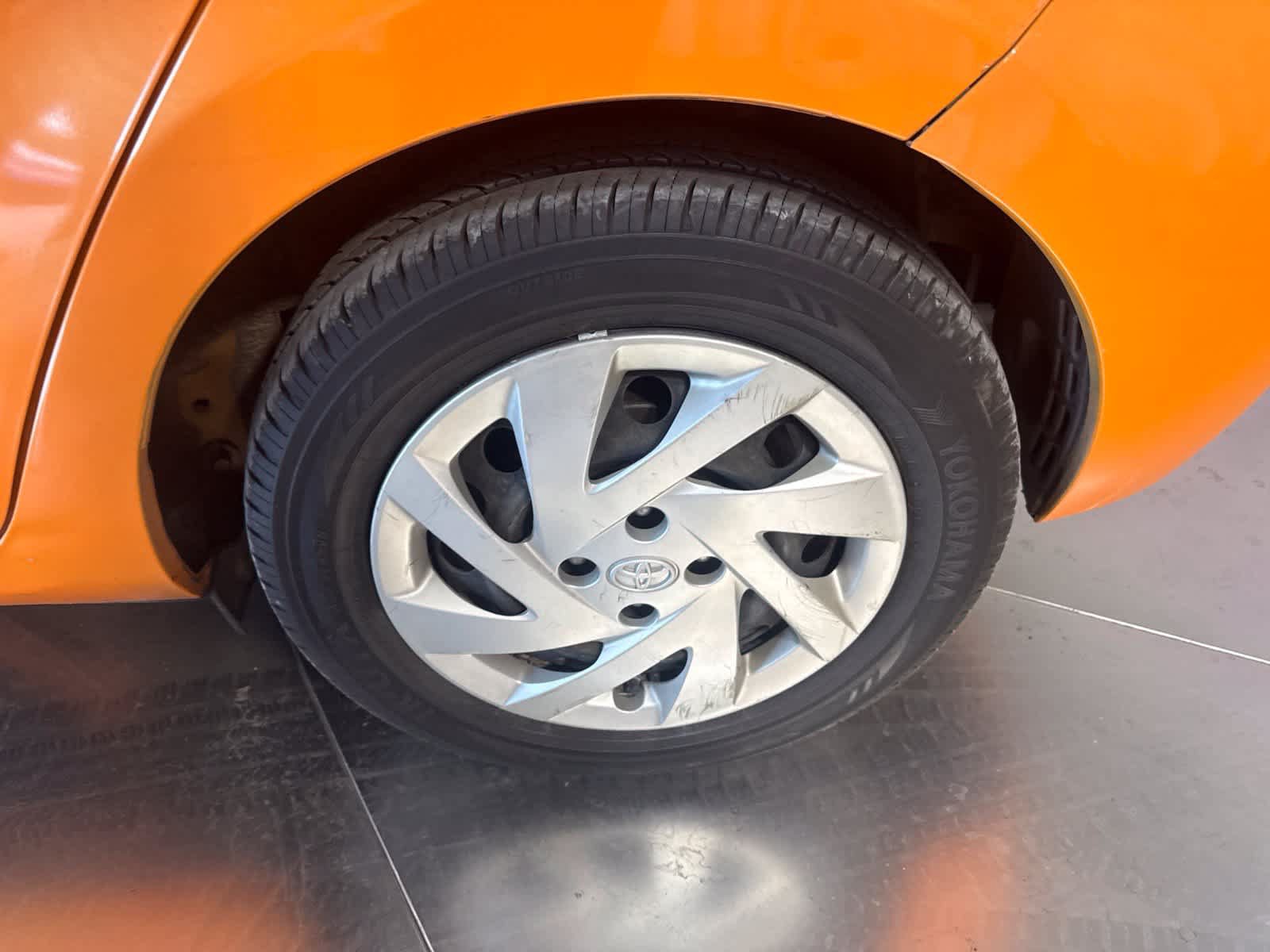 Used 2016 Toyota Prius C Three FWD image 10