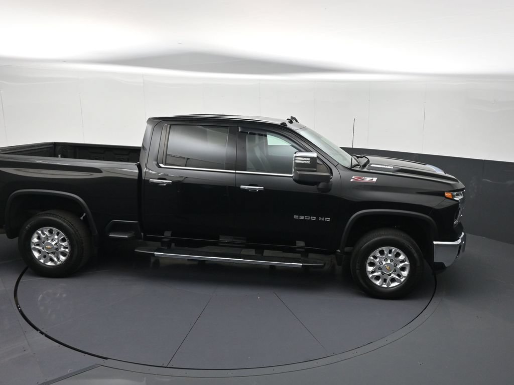 Used 2024 Chevrolet Silverado 2500 LTZ w/ LTZ Convenience Package AWD/4WD image 28