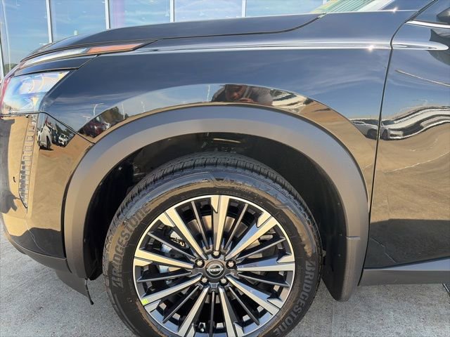 New 2026 Nissan Pathfinder SL image 7