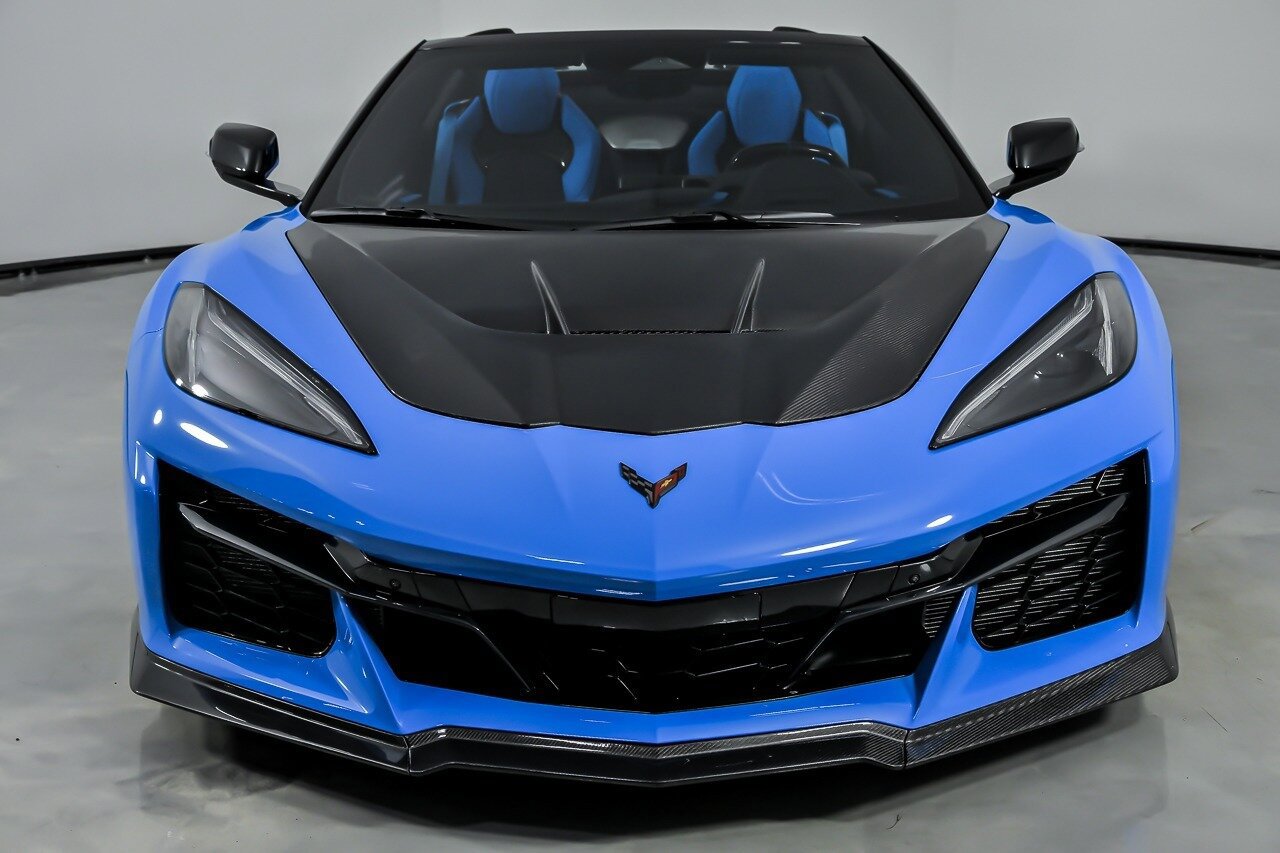 Used 2024 Chevrolet Corvette Z06 w/ Battery Protection Package RWD image 5
