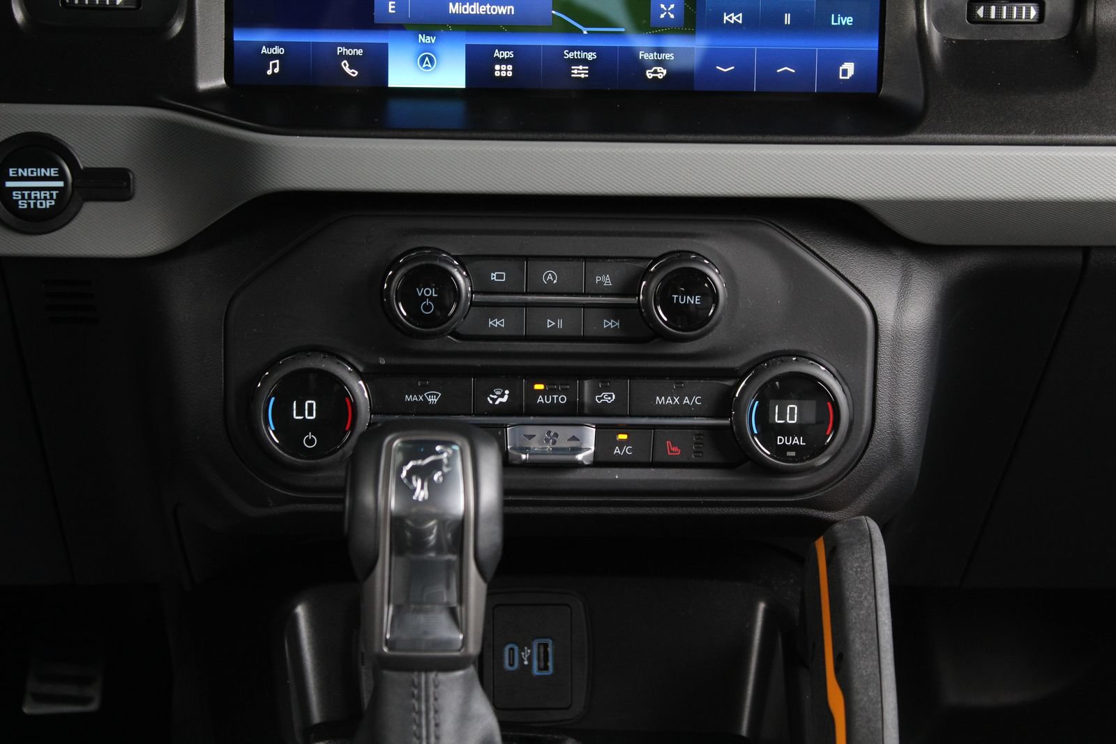 Used 2023 Ford Bronco Badlands AWD/4WD image 19