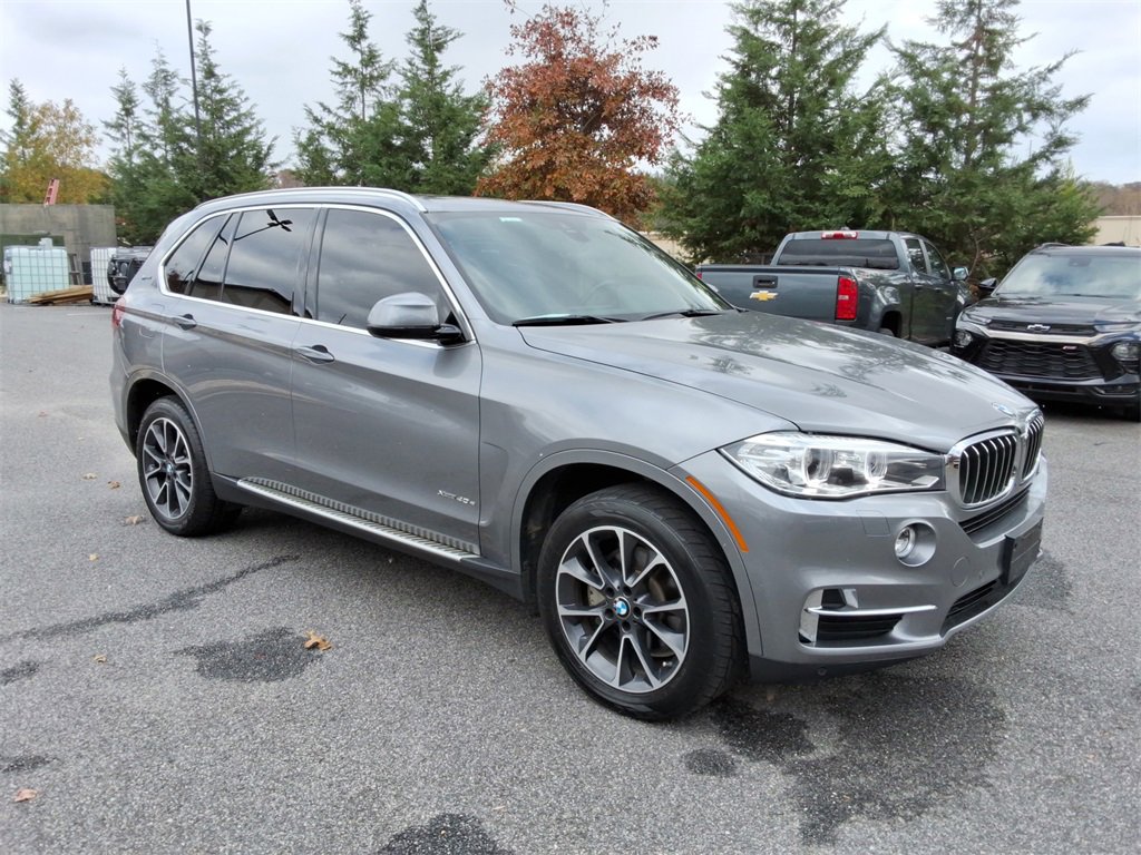 Used 2017 BMW X5 xDrive40e video 3